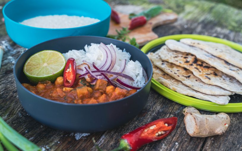 Chickpea Curry with Naan Breads Recipe